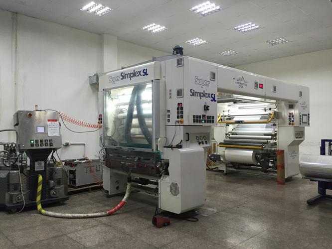 專業(yè)生產(chǎn)冷凍食品三邊封包裝袋 守護(hù)水產(chǎn)品安全與品質(zhì)的食品級保障